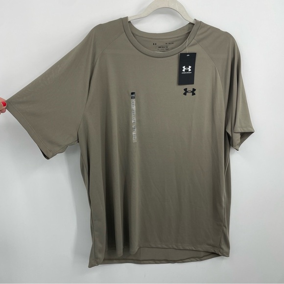 Under Armour Tech 2.0 1326413 T-Shirt Mens XL beige taupe Polyester Short Sleeve - Picture 1 of 8